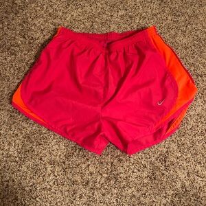 RARE COLOR Nike Tempo Shorts - Medium
